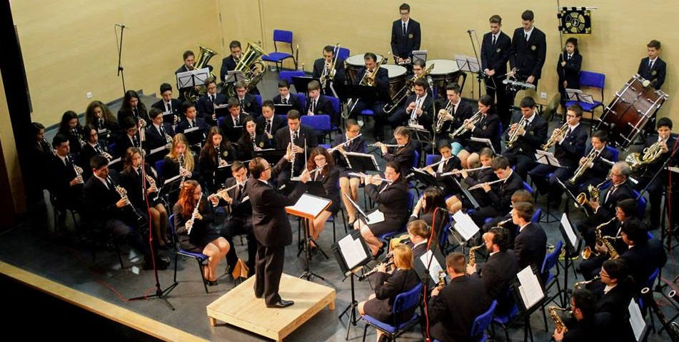 A los pies de… ¡los músicos!